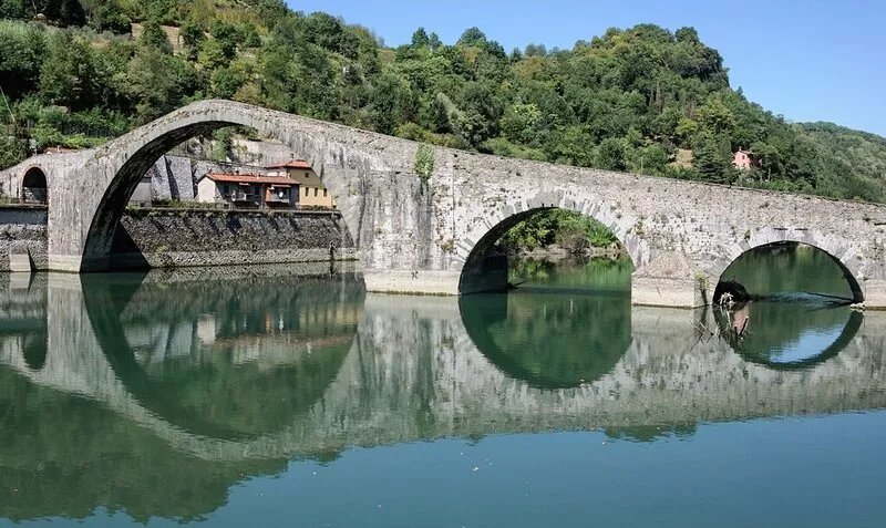Lucca apartment good price close to station & center