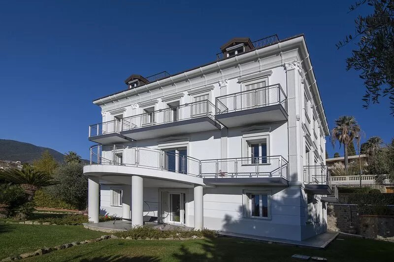 La Lincolnia - with Garden and Seaview, Sanremo, Italy
