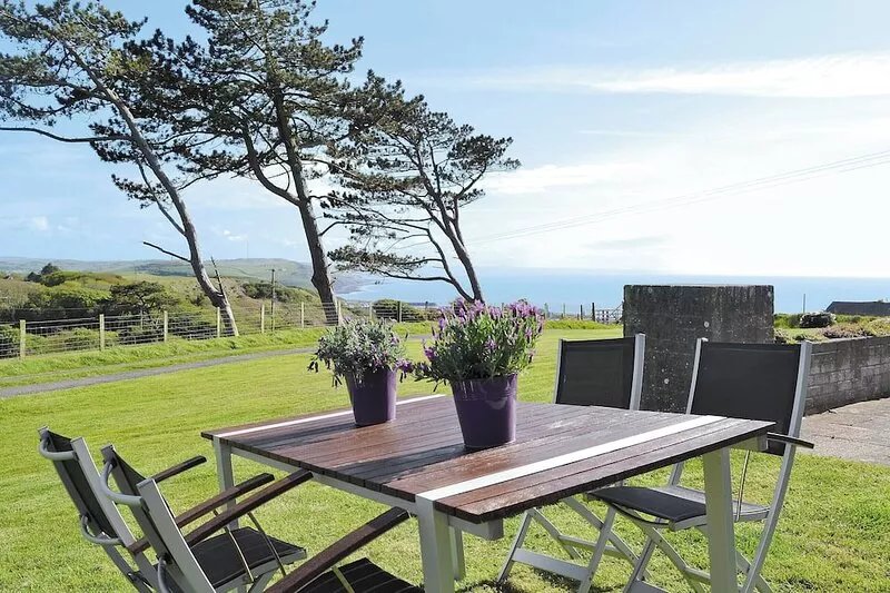 2 bedroom accommodation in Aberystwyth