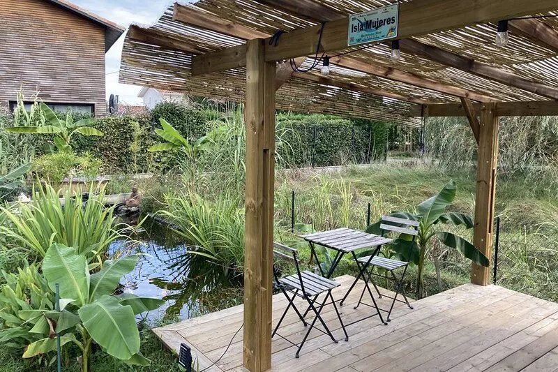 Maison Neuve Bois Avec Piscine