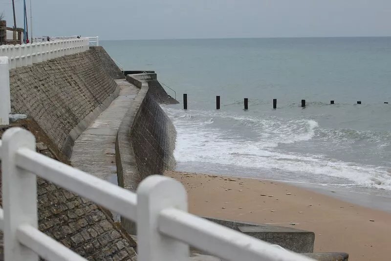 CHARMING STONE CAEN 150 M FROM THE SEA / WIFI