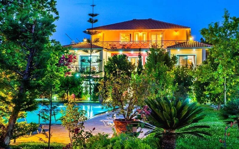 Luxury Apartments close to the beach and near the town Lefkas Blue Residence 4