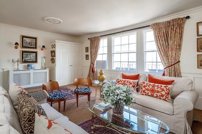 A Luxury Stylish Regency Apartment in the heart of Bath