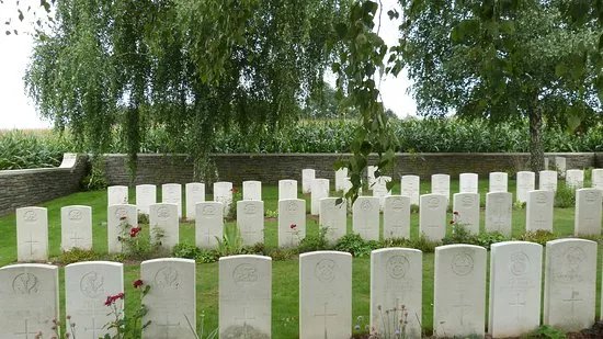 Croonaert Chapel Cemetery - Heuvelland