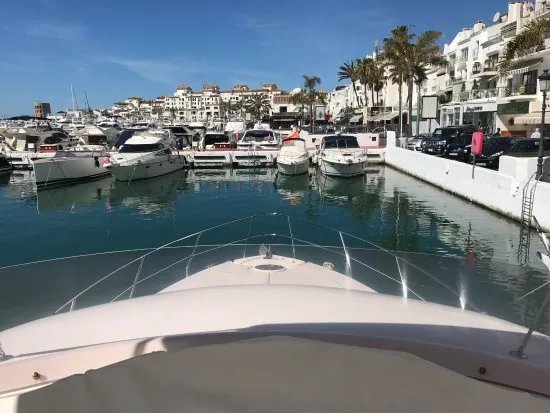 Fufi Charters