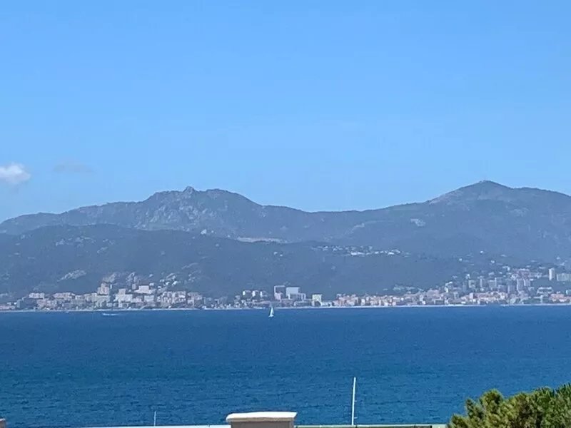 New! Luxury apartment in Pietrosella at 300 m from the beach
