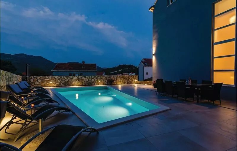 Gorgeous home in Zaton Veliki with sauna