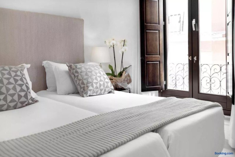 Suites Campo Del Principe