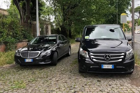 Edycar rental car with driver