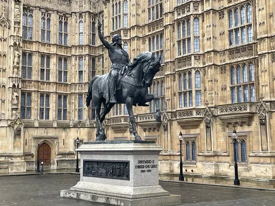 Statue of Richard I of England