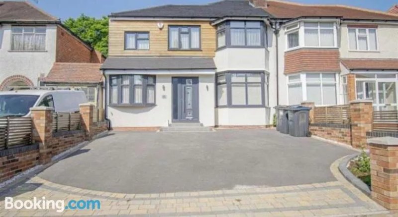 Painswick Road House