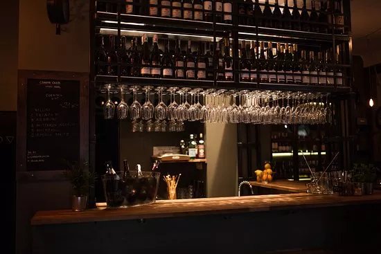 Czarna Owca Wino Bar