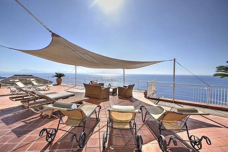 Villa Volare: A splendid villa with the fascination of the typical and ancient