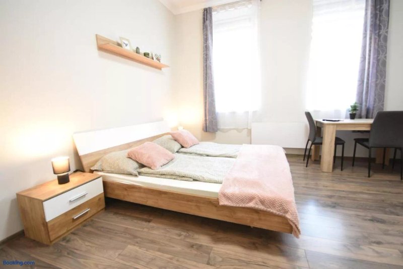 Kolibri Apartman - Mako