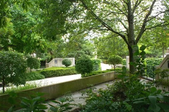 Jardin Eugenie-Djendi
