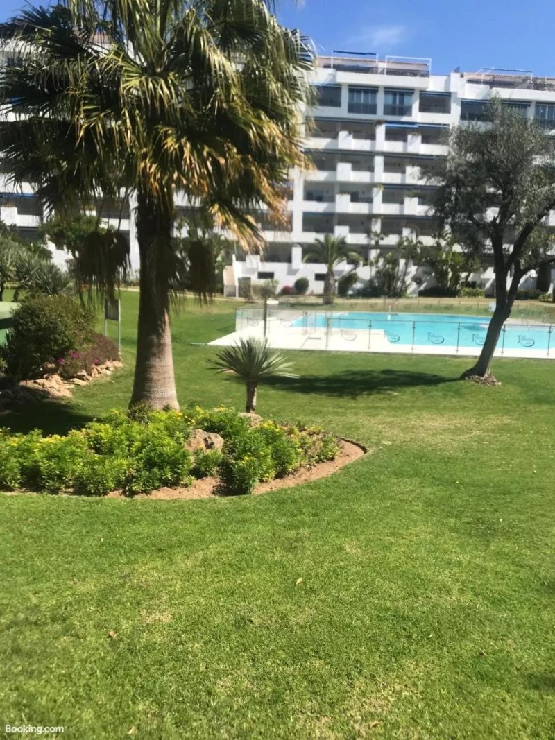 Club Jardines del Puerto