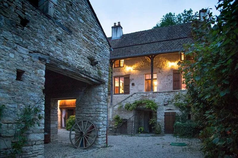 Experience Burgundy !!!