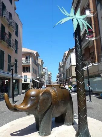 Viale Secondo Moretti