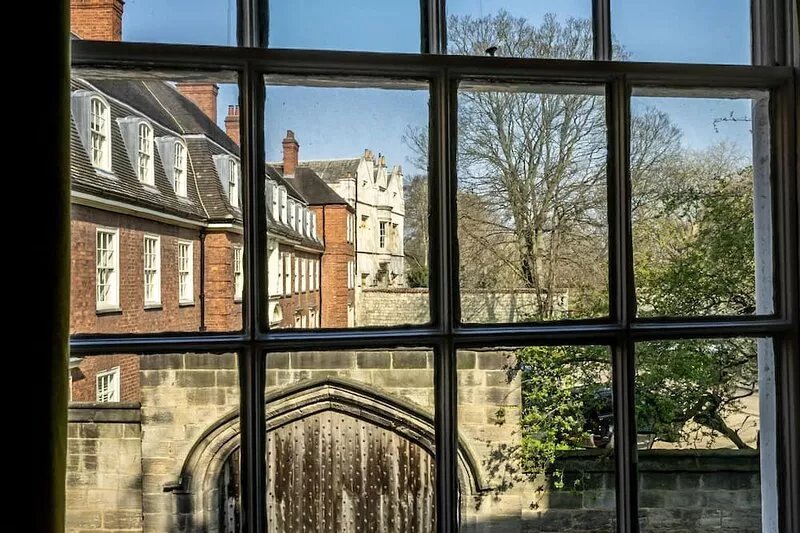 5 Precentors Court -  a premium stay that sleeps 6 guests  in 3 bedrooms