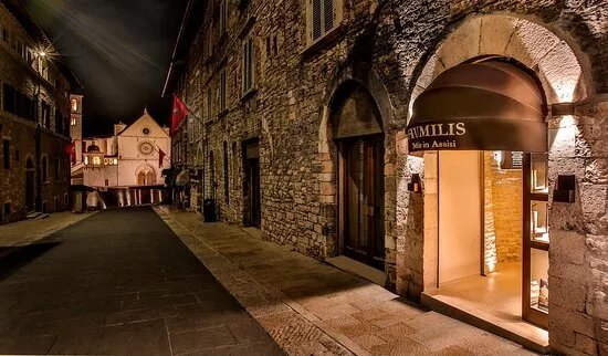 HUMILIS Made in Assisi (Boutique Assisi S. Francesco)