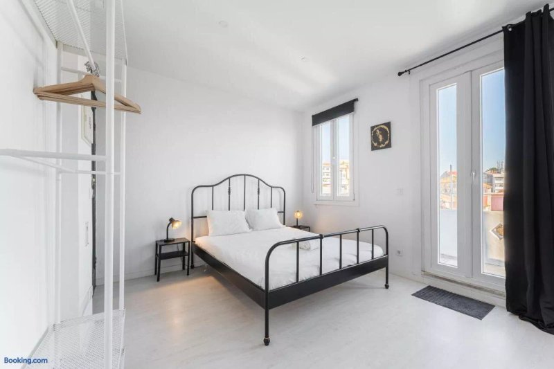 Sao Vitor Building by Homing