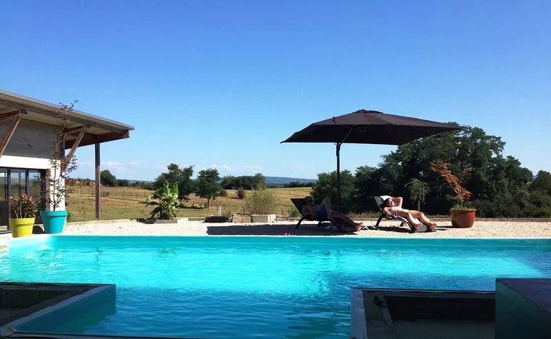 GÎTES 23M2 with terrace, heated pool, SPA and sauna