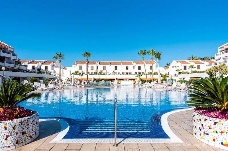 Parque Santiago 1: Seafront apartment with private terrace & £100K pool makeover