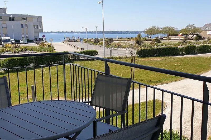 beautiful sea view apartment in Concarneau aux Sables blancs, shared swimming