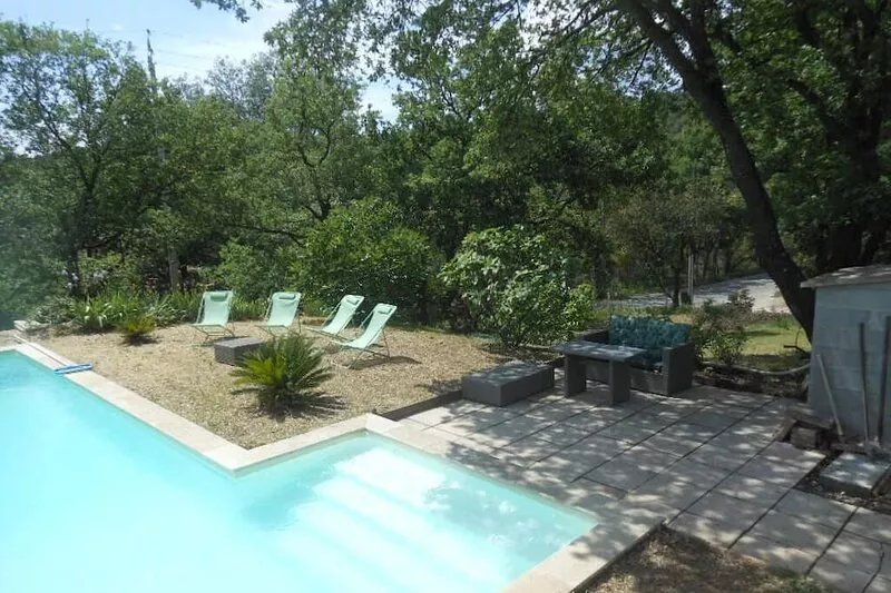 Maison Avec Piscine Dans le Parc du Luberon, Chemin de Randonnée à Proximité