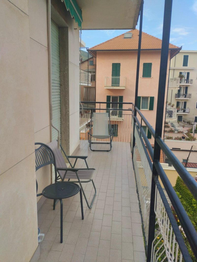 Apartment 'Casa Gallo' with Private Terrace, Balcony and Air Conditioning