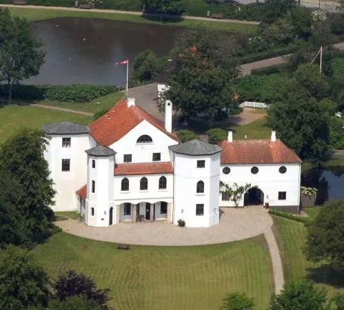 Kunstmuseet Brundlund Slot - Museum Sonderjylland