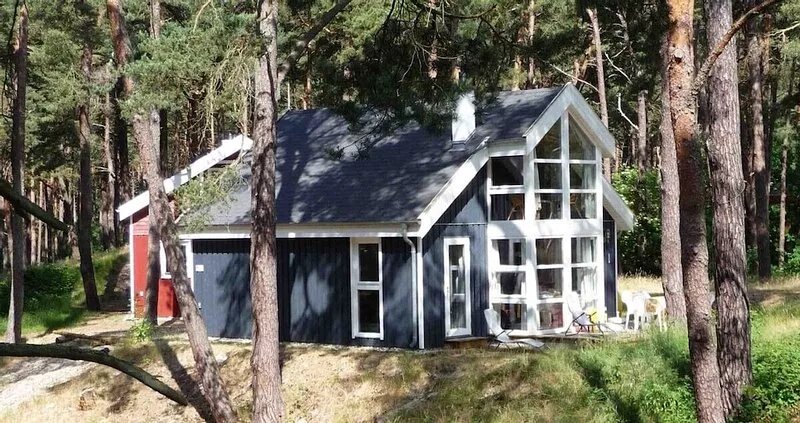 exclusive quiet house with sauna, whirlpool, fireplace & underfloor heating