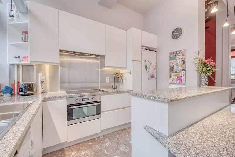 DUPLEX LOCATED IN THE HISTORIC HEART OF LIEGE