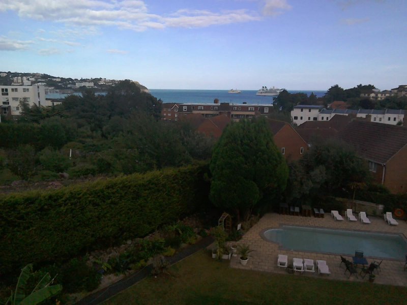 Burley Court Apartments