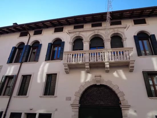 Palazzi Dolfin Loredan Porcia