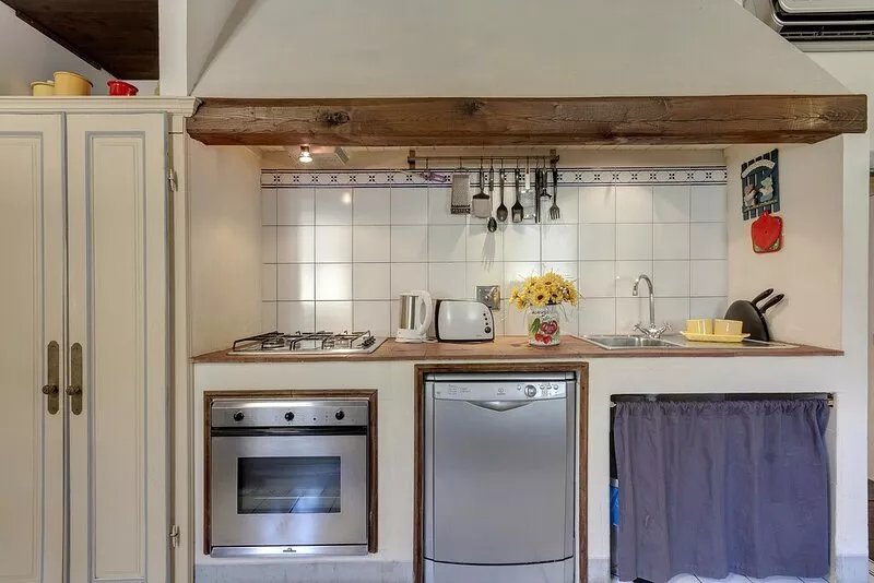 Spacious and comfortable apartment in a central and characteristic area