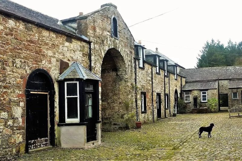 Grooms Cottage -  a cottage that sleeps 4 guests  in 2 bedrooms