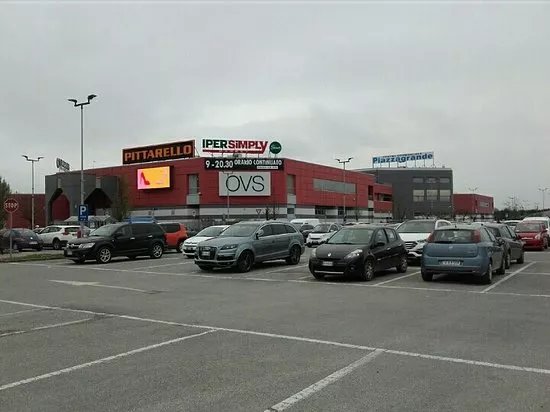 Centro Commerciale Piazzagrande