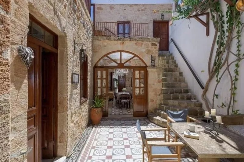 3 Bedroom Modernised Captains House in the Heart of Lindos Village