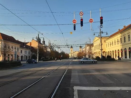 Piac Utca
