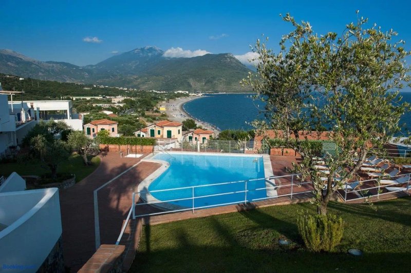 Acquazzurra Apartments