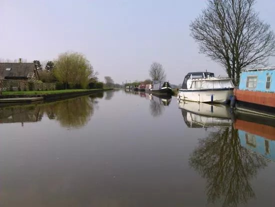 Mbark Canal Cruises