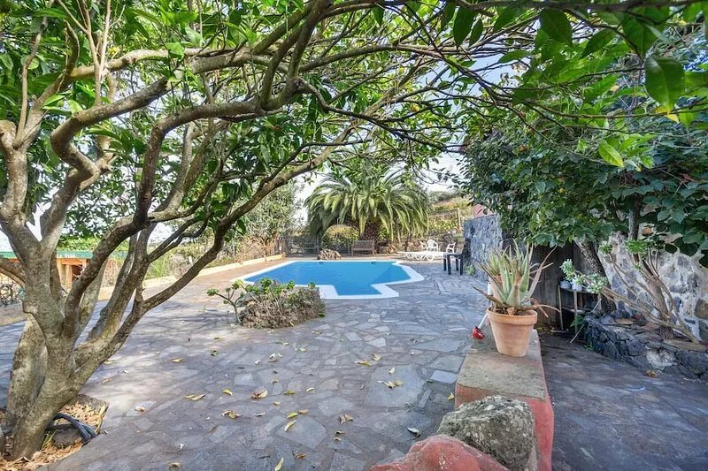 Vacation Home 'Casa Rural Suerteluna' with Sea View, Private Pool and Wi-Fi