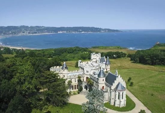 Chateau Observatoire Abbadia