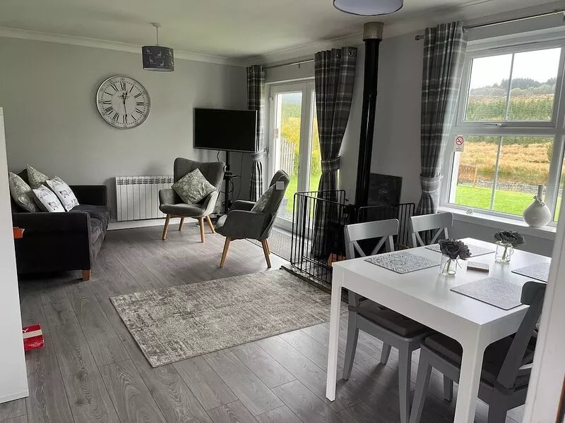 Blinkbonnie Cottage, a place of tranquillity & beauty in a country setting.
