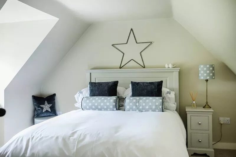 Bramble Cottage -  a rural that sleeps 4 guests  in 2 bedrooms