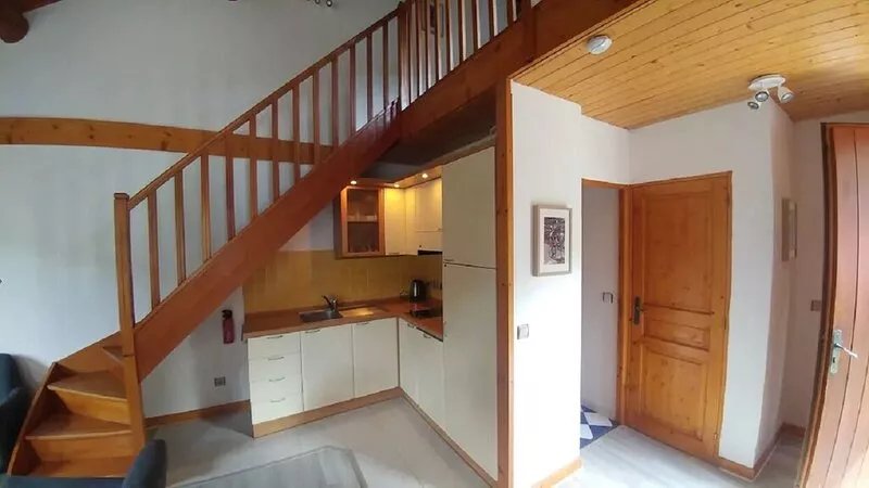 Grange Bernard 2 - Lovely apartment in chalet with spectacular mountain views.