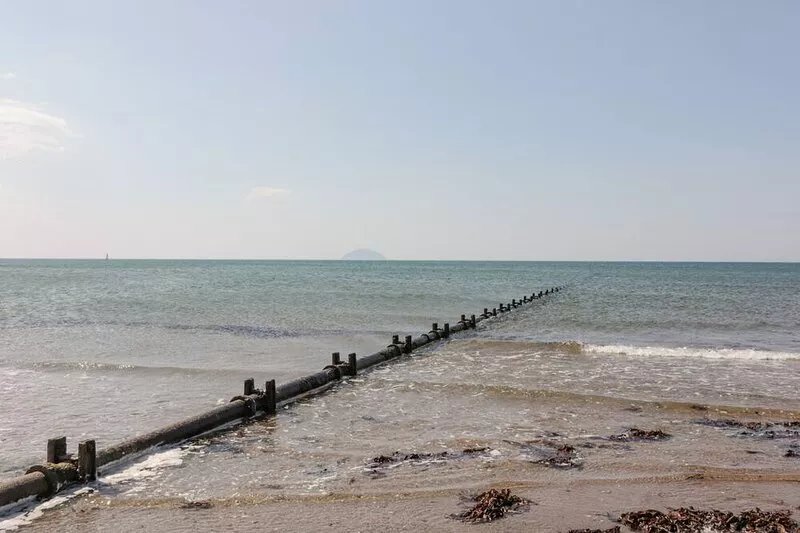 AILSA SHORES, pet friendly, country holiday cottage in Turnberry
