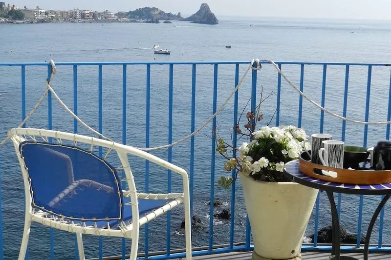 Aci Castello: Joinsicily - The Suite Under The Castle