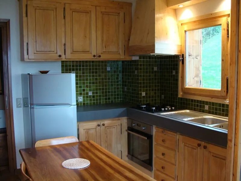 Warm apartment in authentic Savoyard chalet